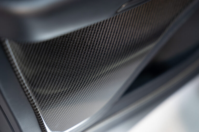 Aston Martin DBX 707 4