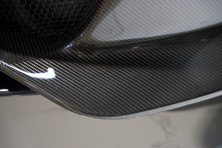 Aston Martin Vanquish Volante V12 6