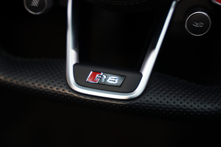 Audi R8 V10 Plus Spyder 5