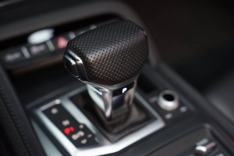 Audi R8 V10 Plus Spyder 5