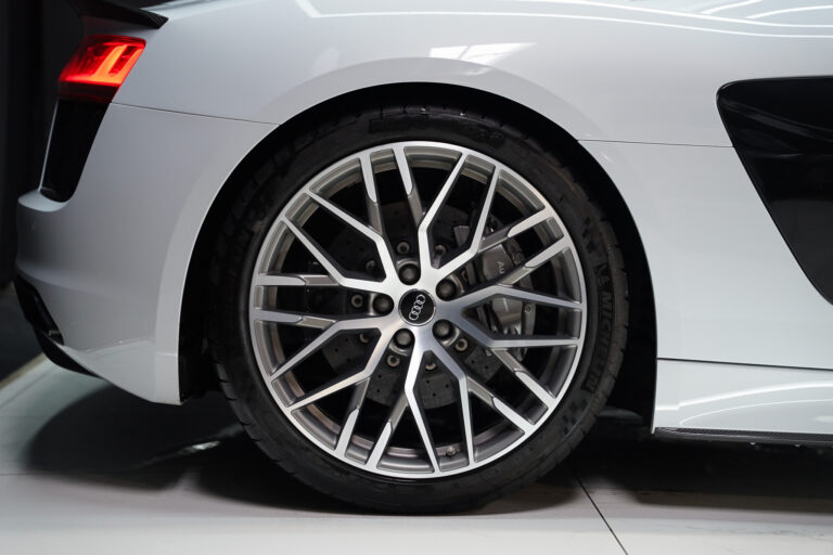 Audi R8 V10 Plus Spyder 5