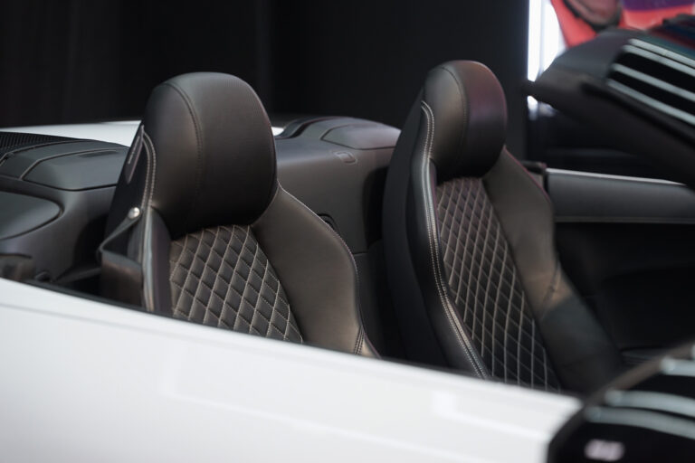 Audi R8 V10 Plus Spyder 5