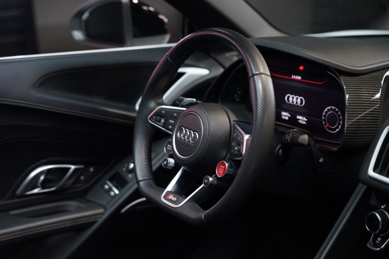 Audi R8 V10 Plus Spyder 5