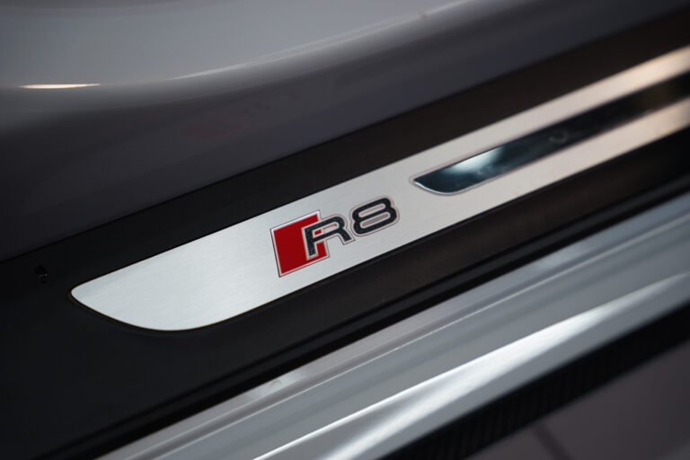 Audi R8 V10 Plus Spyder 5