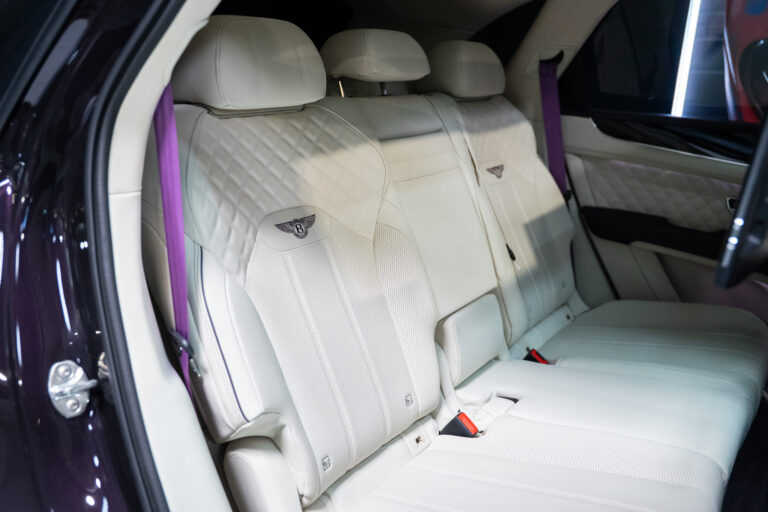 Bentley Bentayga 4