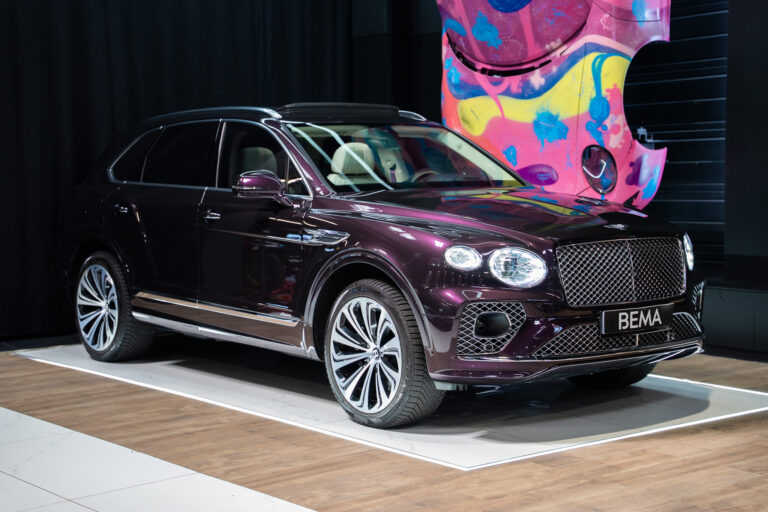 Bentley Bentayga 4