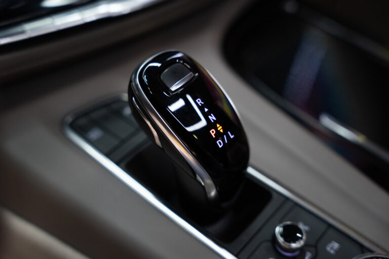 Cadillac Escalade Sport Platinum 6