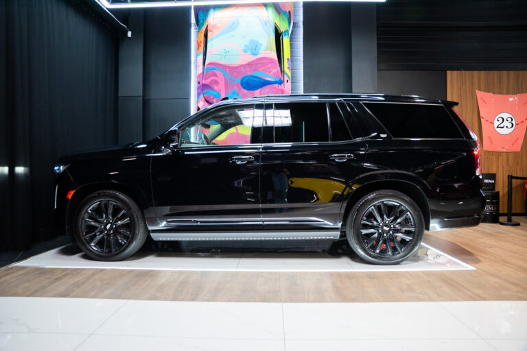 Cadillac Escalade Sport Platinum 6