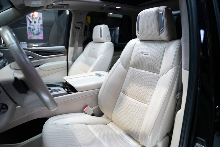 Cadillac Escalade Sport Platinum 6
