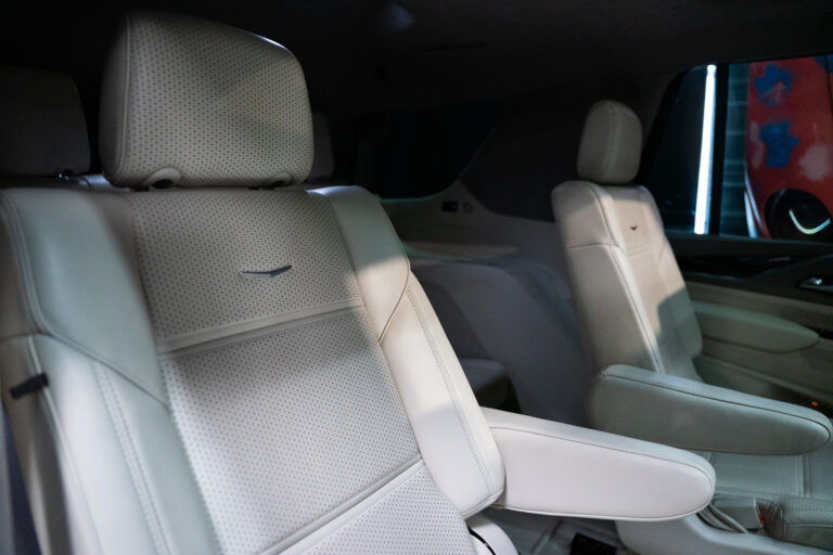 Cadillac Escalade Sport Platinum 6