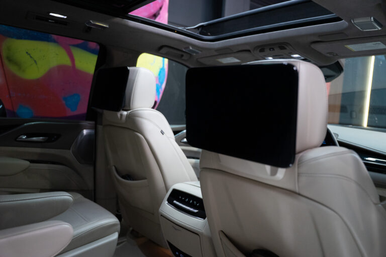 Cadillac Escalade Sport Platinum 6