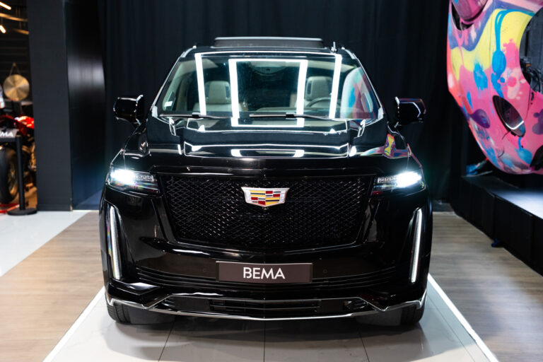 Cadillac Escalade Sport Platinum 6