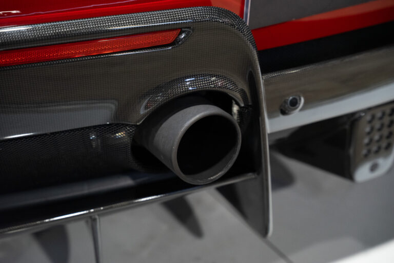 Ferrari 488 Pista 3