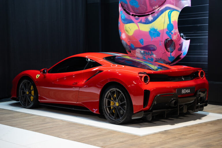 Ferrari 488 Pista 3