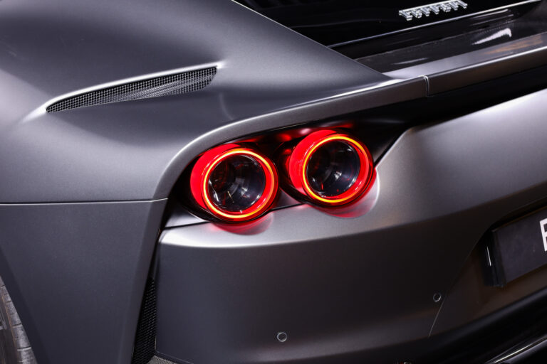 Ferrari 812 Superfast 6
