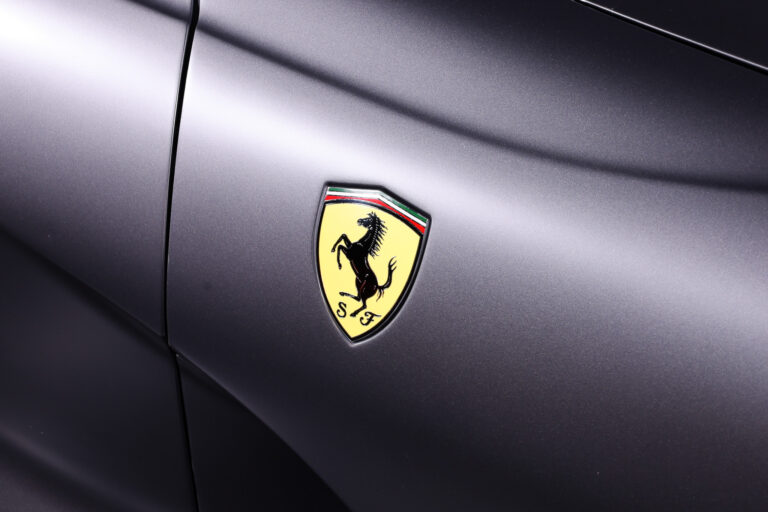 Ferrari 812 Superfast 6
