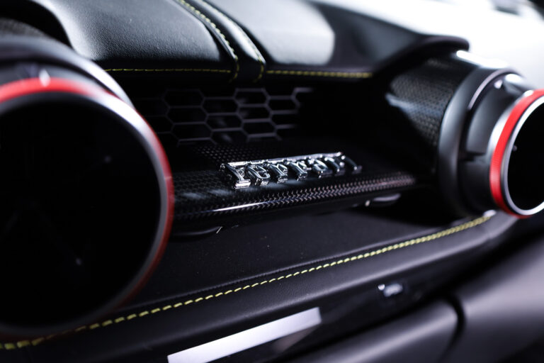 Ferrari 812 Superfast 6