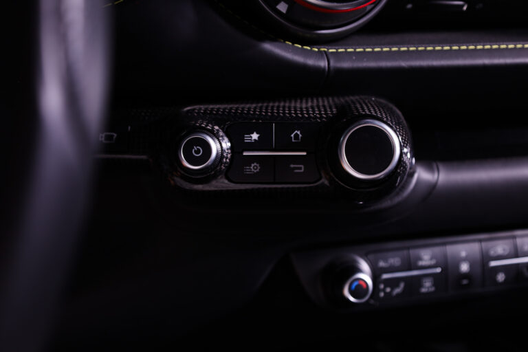 Ferrari 812 Superfast 6