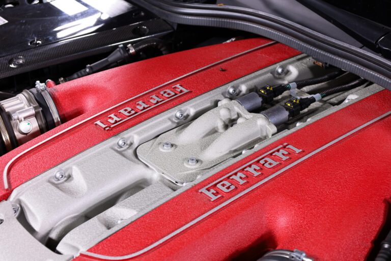Ferrari 812 Superfast 6