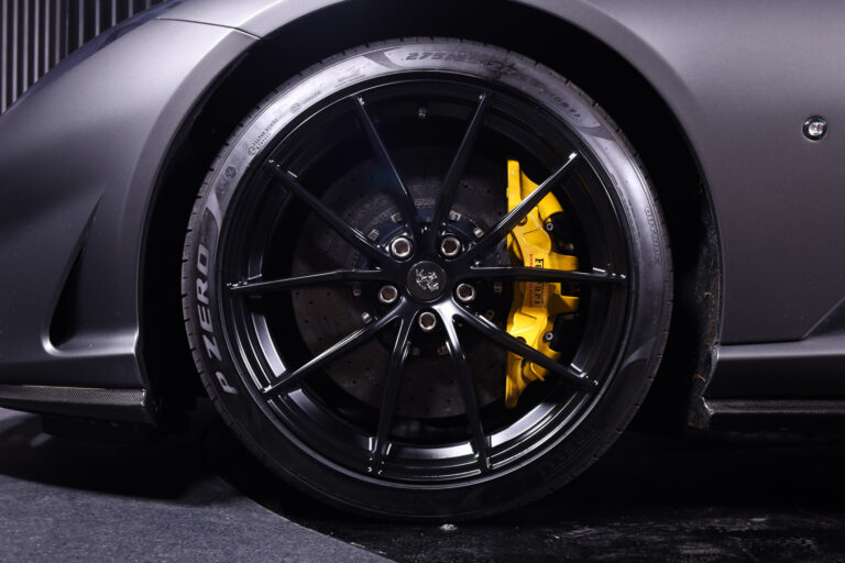 Ferrari 812 Superfast 6