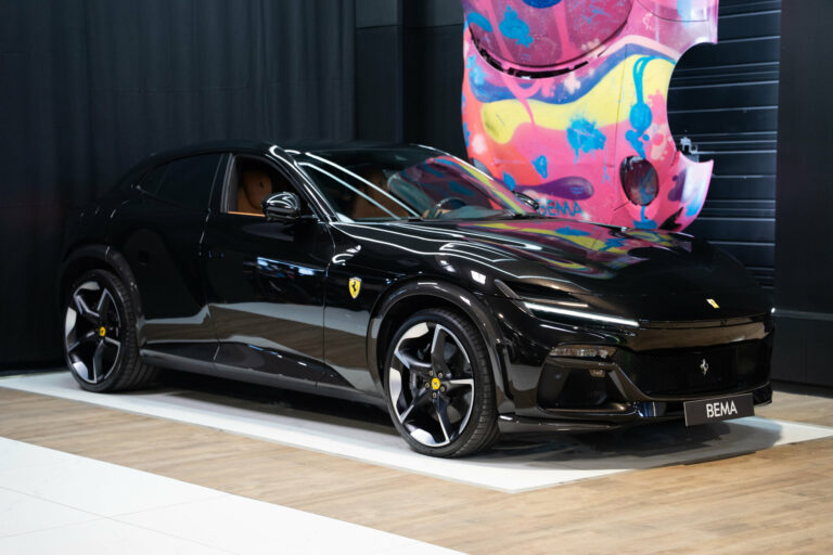 Ferrari Purosangue 6
