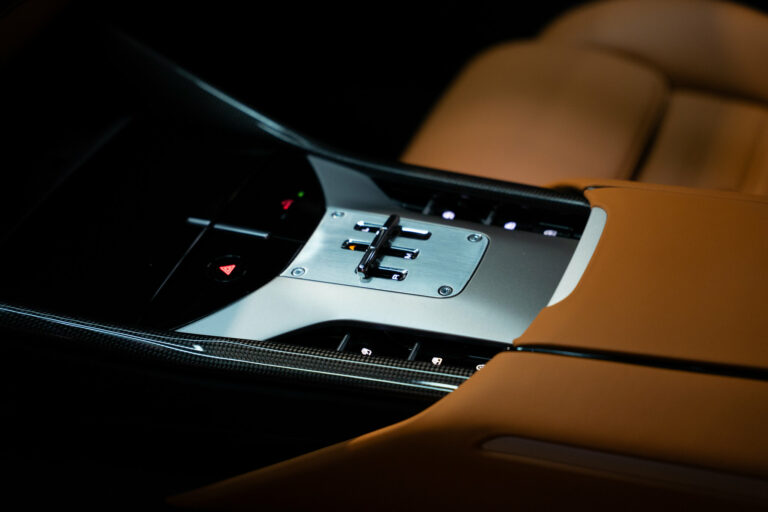 Ferrari Purosangue 6