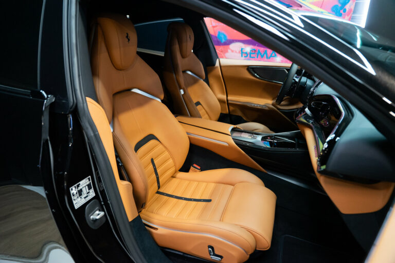 Ferrari Purosangue 6