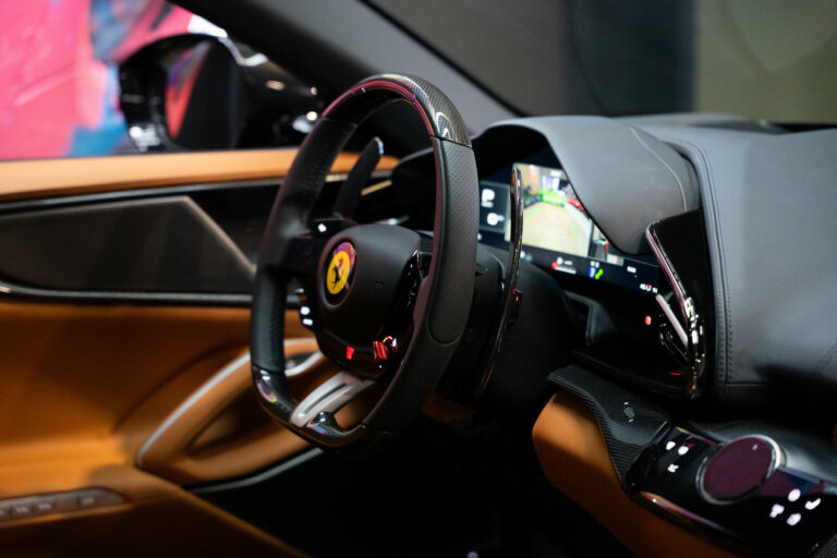 Ferrari Purosangue 6