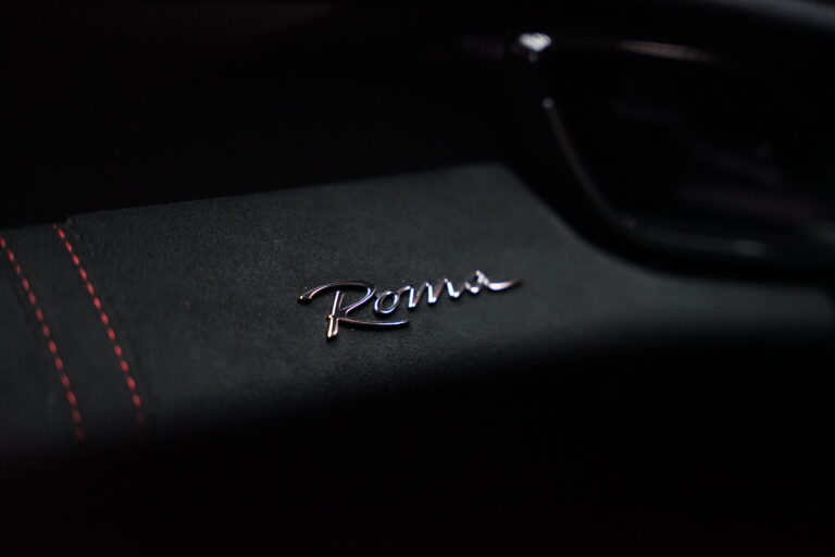Ferrari Roma 3