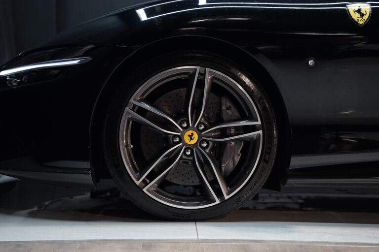 Ferrari Roma 3