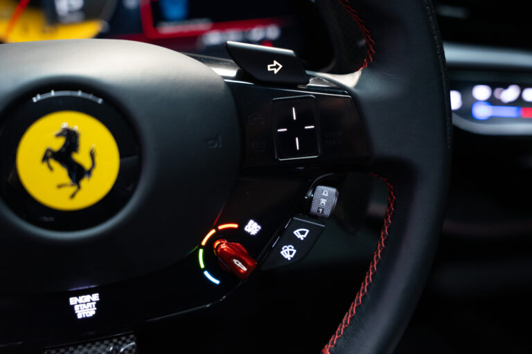 Ferrari SF90 Spider 4