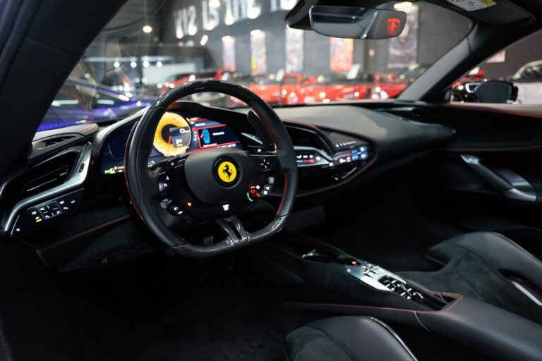 Ferrari SF90 Spider 4