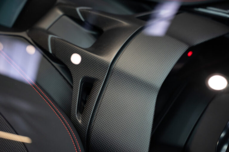 Ferrari SF90 Spider 4