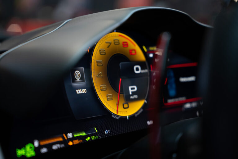 Ferrari SF90 Spider 4