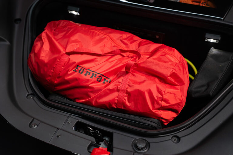 Ferrari SF90 Spider 4