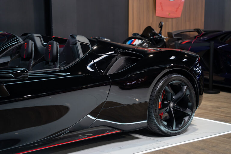 Ferrari SF90 Spider 4
