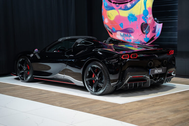 Ferrari SF90 Spider 4