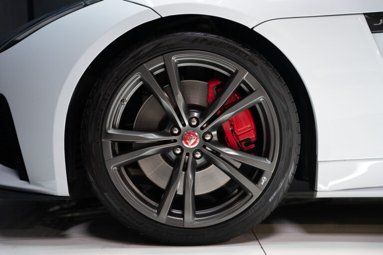 Jaguar F-Type SVR Cabriolet 5