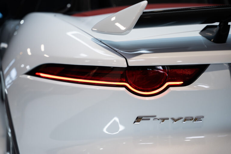 Jaguar F-Type SVR Cabriolet 5