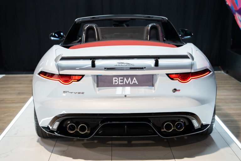 Jaguar F-Type SVR Cabriolet 5