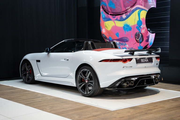 Jaguar F-Type SVR Cabriolet 5