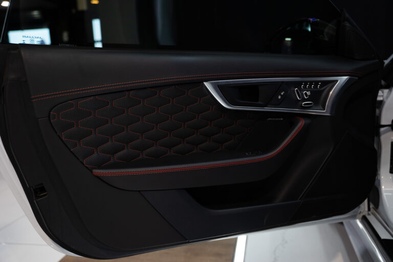 Jaguar F-Type SVR Cabriolet 5