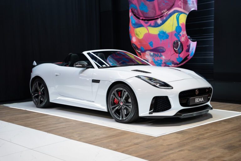 Jaguar F-Type SVR Cabriolet 5