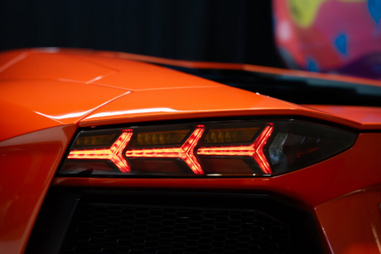 Lamborghini Aventador LP 700-4 6