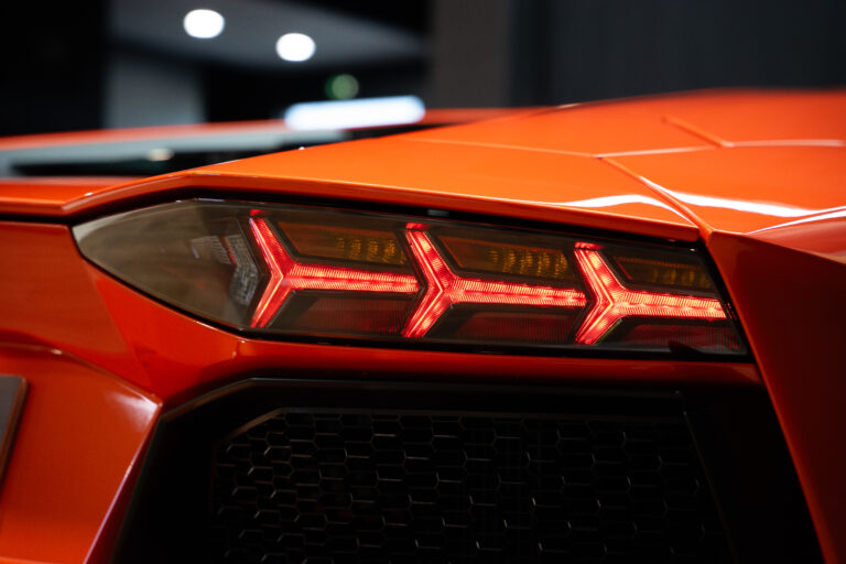 Lamborghini Aventador LP 700-4 6