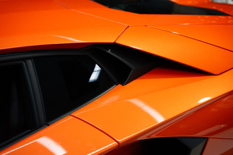 Lamborghini Aventador LP 700-4 6