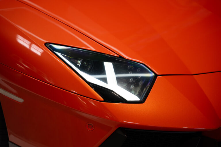 Lamborghini Aventador LP 700-4 6
