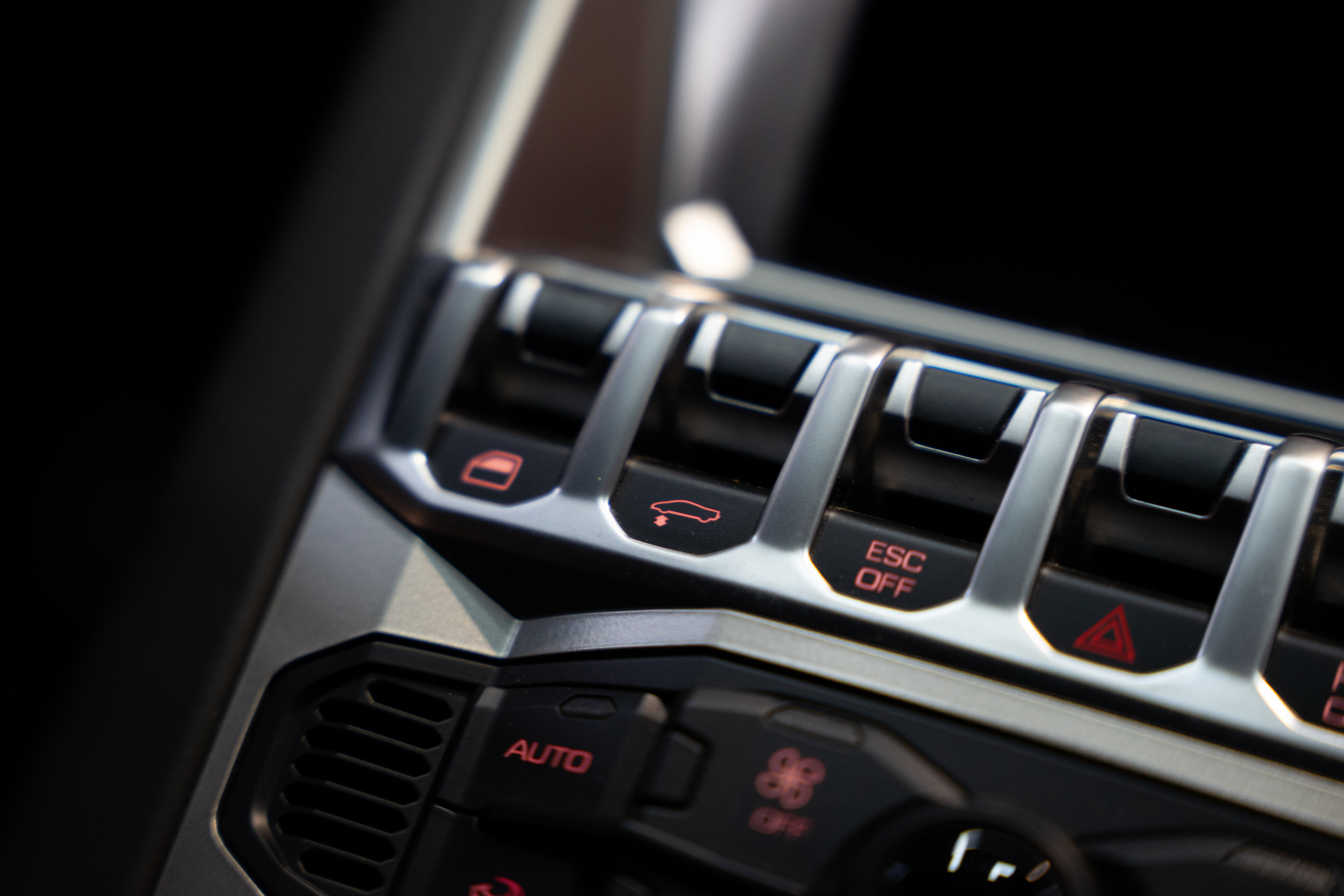 Lamborghini Aventador LP 700-4 6