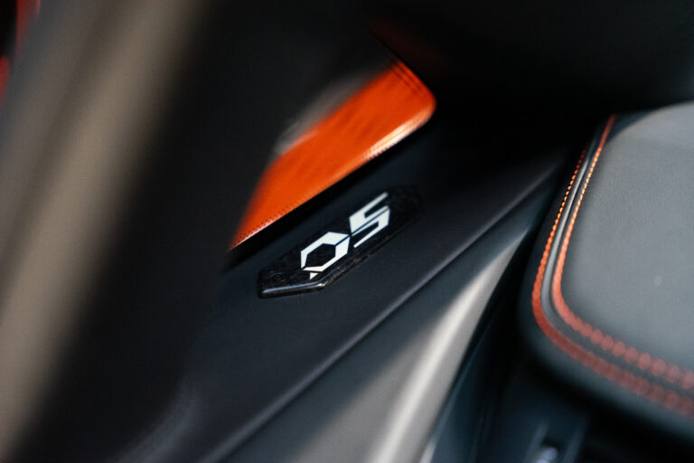 Lamborghini Aventador LP 700-4 6