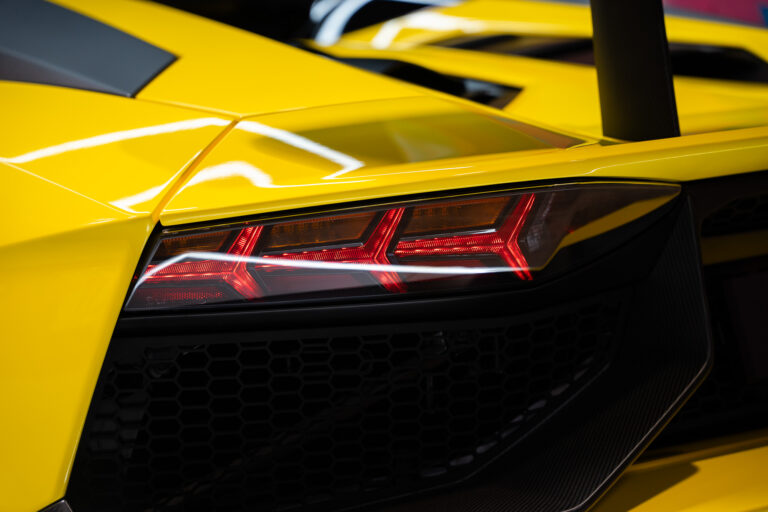 Lamborghini Aventador SV Roadster 6